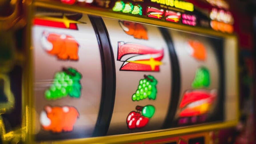 how to play online slots games
